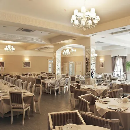 Hotel And Restaurant Velure-2